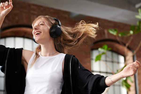 Sony Casque antibruit sans fil WH-XB910N, EXTRA BASS™, jusqu'à 30 heures d'autonomie, design supra-auriculaire – Image 14