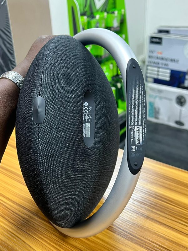 Harman Kardon Onyx Studio 8 – Portable Bluetooth Speaker – Image 4