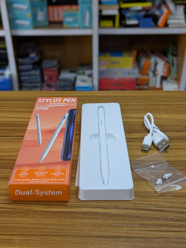 Remax AP08 – Stylet Universel 2-en-1 à bouton "Dual-System Switch" – Image 2