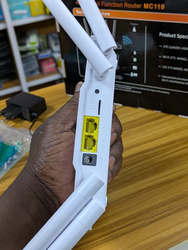 Routeur Dual Fonction MC119 | LTE + Wi-Fi jusqu’à 300 Mbps – Image 5