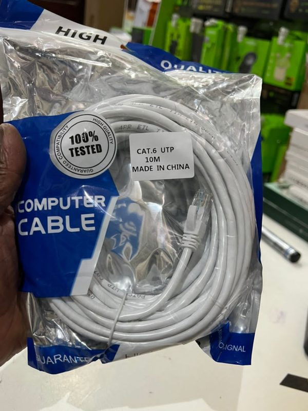 Câble Ethernet RJ45 pré sertie 10M CAT.6 UTP