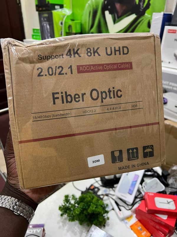 CÂBLE HDMI 4K 8K UHD 30M Fibre Optique