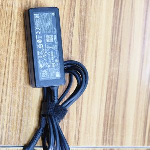 Chargeur hp bout bleu 45W Venu