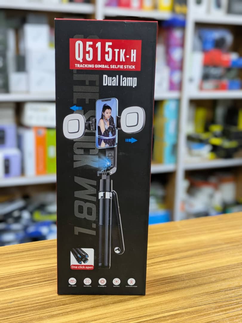 Trépied Gimbal/ Canne à selfie avec lampe, suivi intelligent 360 degré Q515 TK-H Avec une lampe