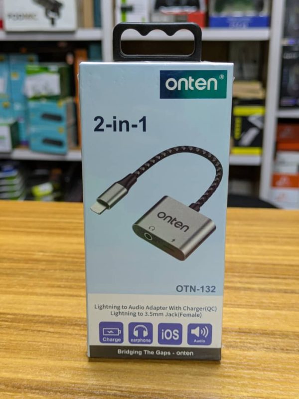 Adaptateur onten lightning vers jack avec port de charge rapide OTN-132