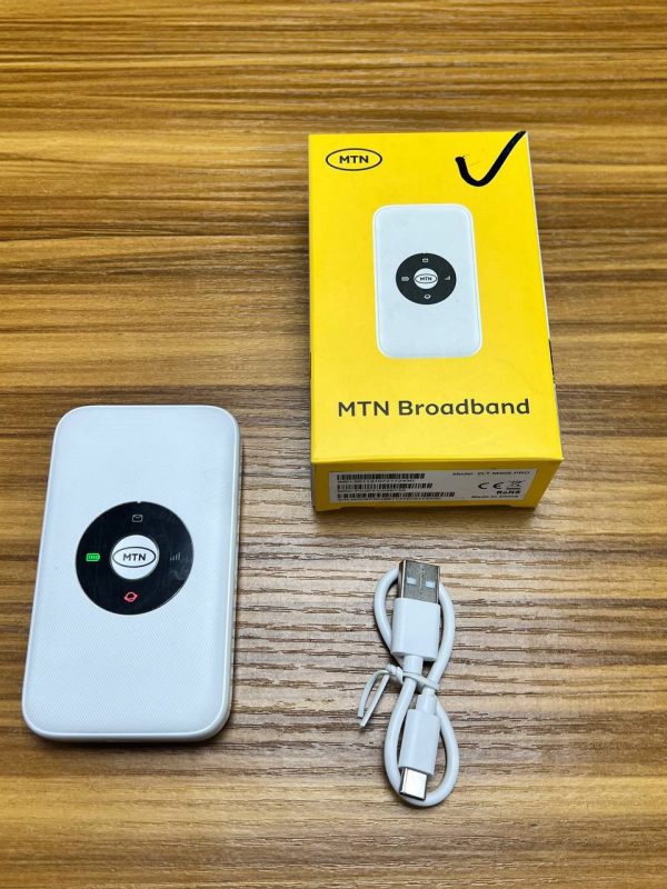 MTN ZLT M30S PRO – Pocket Wi‑Fi / MiFi universel 4G LTE