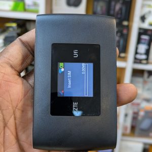 Routeur Wi-Fi mobile 4G LTE ZTE MF920U