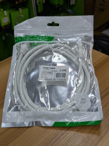 Câble Ethernet RJ45 pré sertie 1,5M CAT.6E UTP