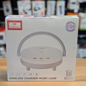 Lampe connectée Earldom WC28